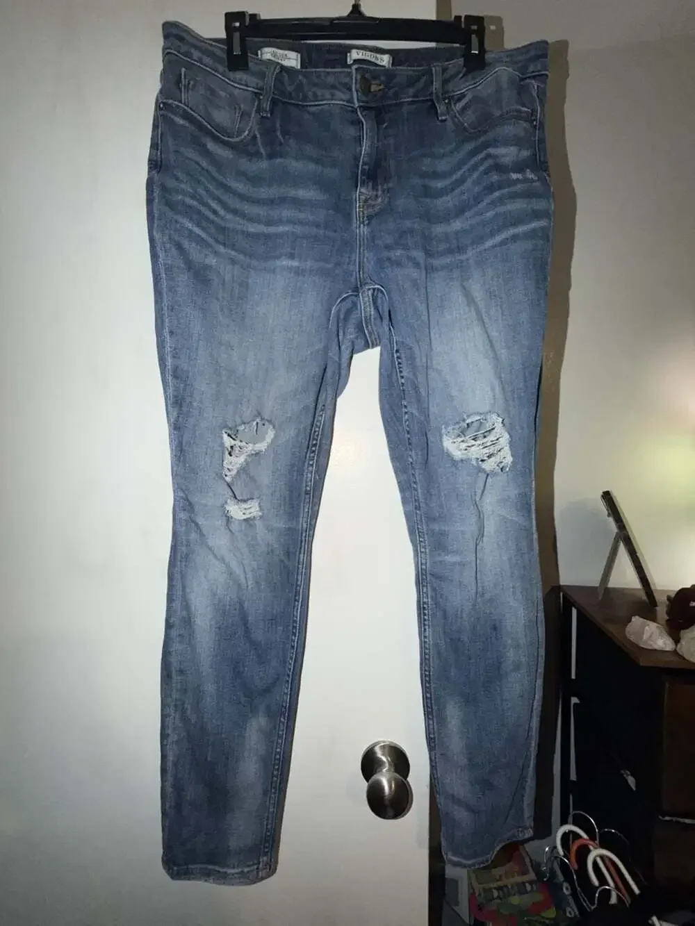 Vigoss Women's Mid-Rise Distressed Skinny Jeans Size 16